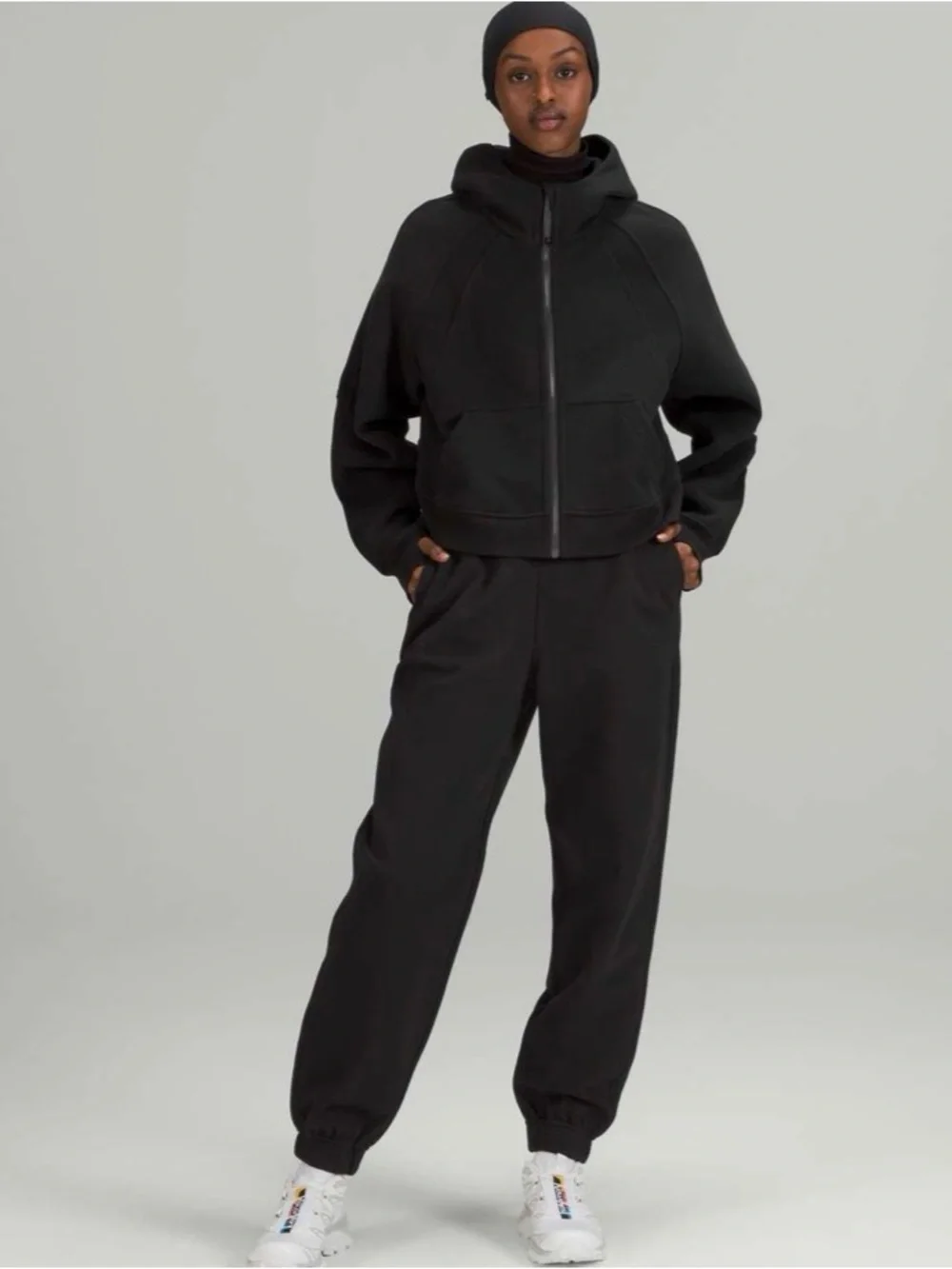 Lululemon Relaxed High-Rise Jogger - Picture 2 of 7